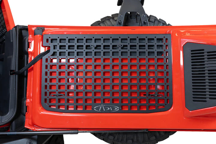 Load image into Gallery viewer, 2021-2025 Ford Bronco Tailgate Molle Panel
