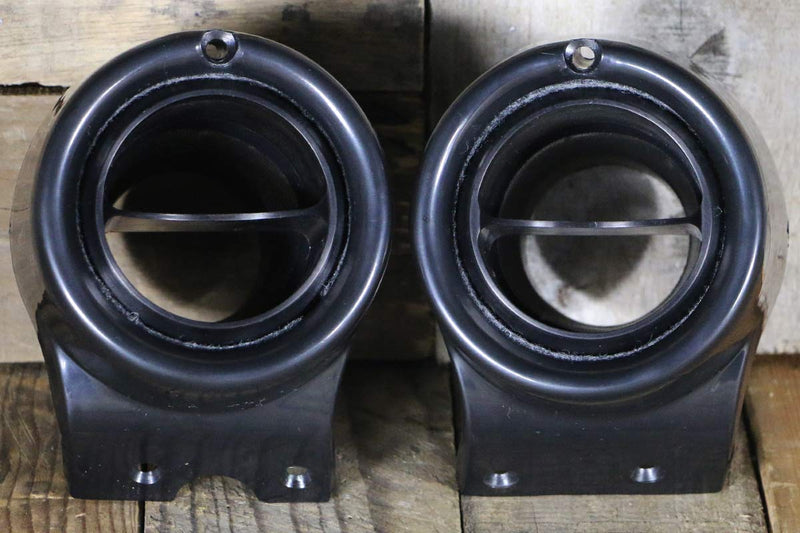 Load image into Gallery viewer, 67-72 Chevy Truck Billet Aluminum Single Vane A/C Vents with Black Bezel
